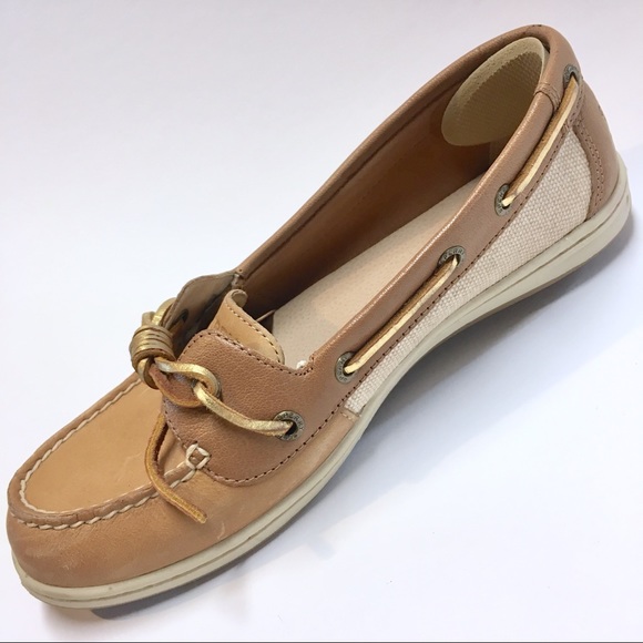 sperry barrelfish boat shoe